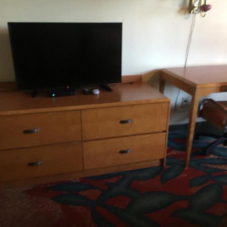 Executive Inn Odessa Bagian luar foto