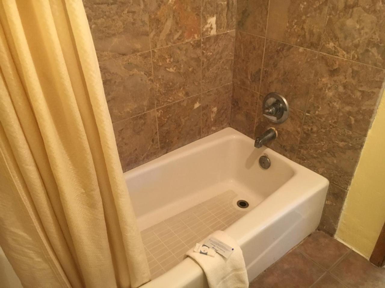 Executive Inn Odessa Bagian luar foto